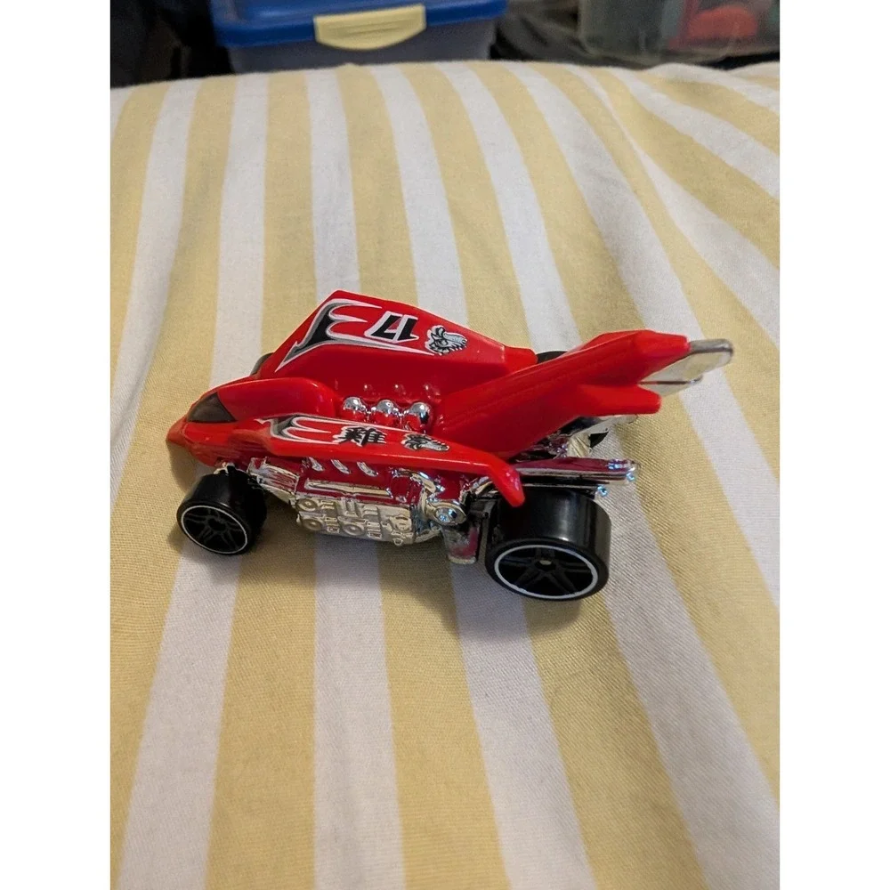 2017 Hot Wheels Street Beasts 1/10 Turbo Rooster 89/365 Red Version Loose